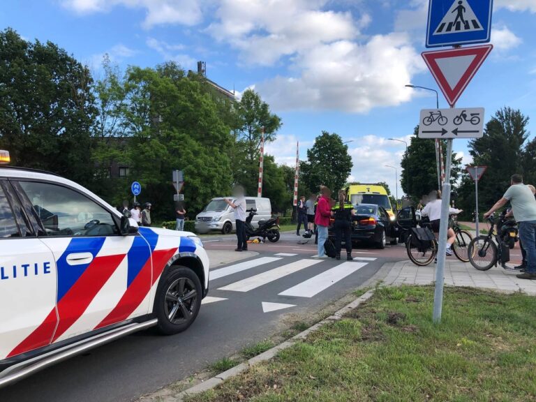 Scooterrijder aangereden door automobilist in Veghel