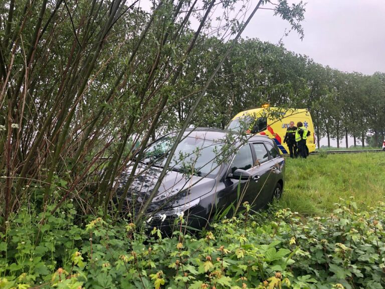 Automobiliste gewond na eenzijdig ongeval op N279