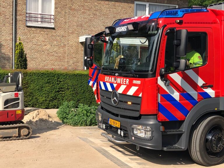 Gaslek bij werkzaamheden aan Vijverweg in Veghel