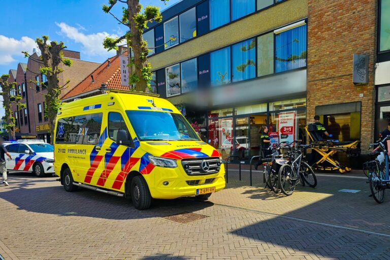 Fietser overlijdt na ongeval, politie onderzoekt toedracht