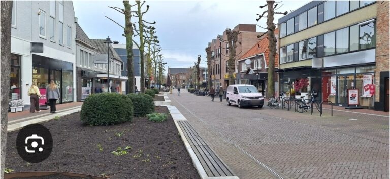 Samenscholingsverbod in centrum Uden levert boetes en minder overlast op
