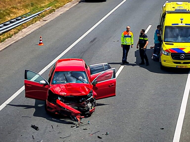 Forse klapper op A50 bij Heeswijk-Dinther levert flinke file op