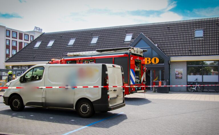Jumbo Uden ontruimd na lek in koeling