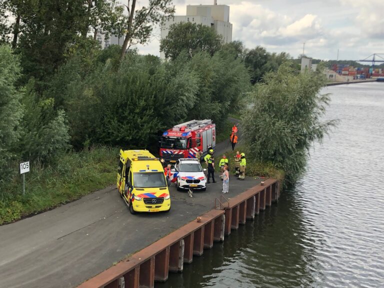 Persoon te water in Veghel snel gered