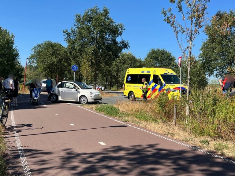 Gewonden na aanrijding twee personenauto’s in Nistelrode